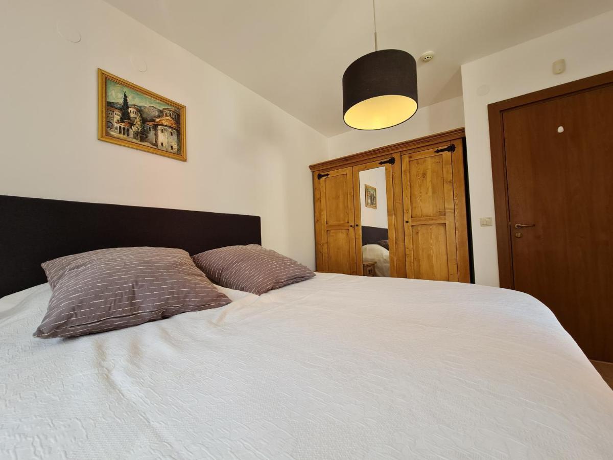 Pirin Golf Apartment Home With Private Garden バンスコ エクステリア 写真