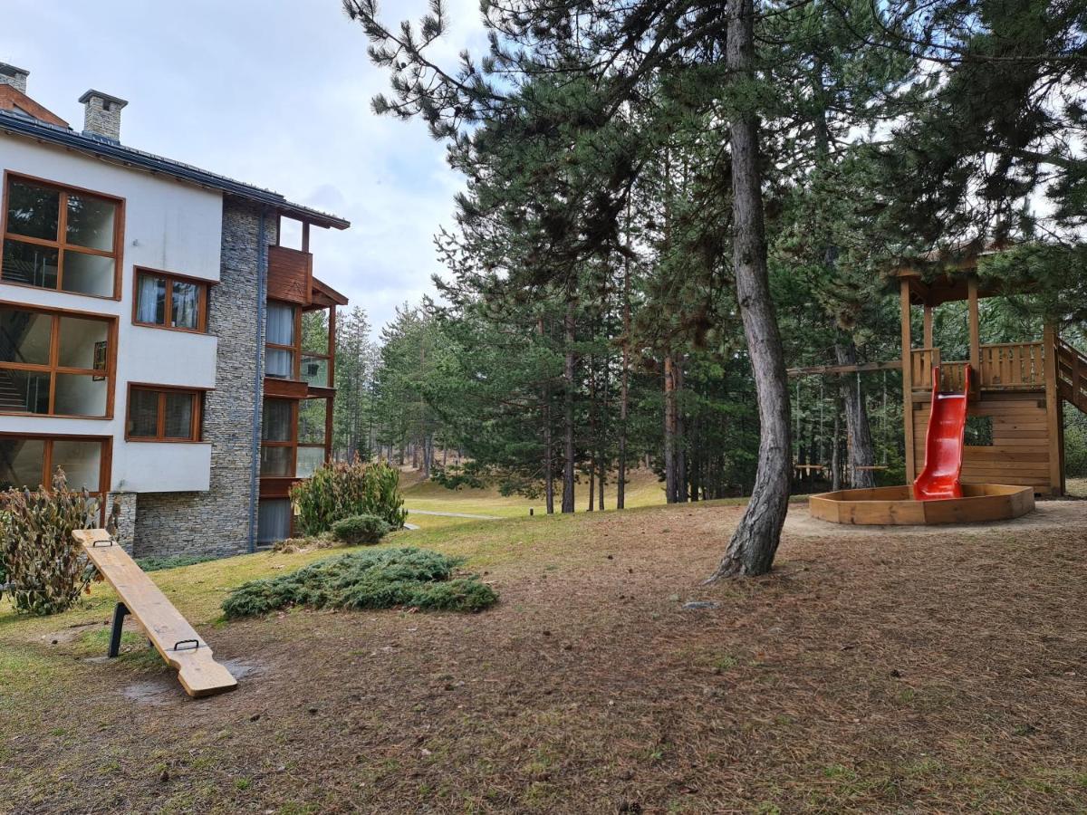 Pirin Golf Apartment Home With Private Garden バンスコ エクステリア 写真