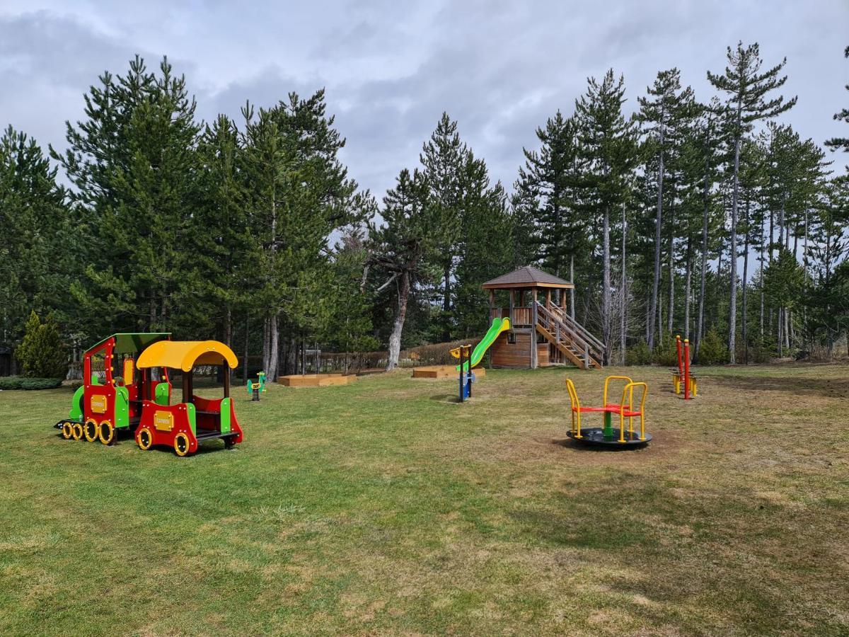 Pirin Golf Apartment Home With Private Garden バンスコ エクステリア 写真